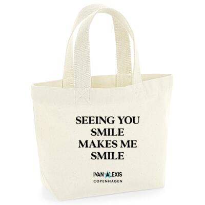 SEEING YOU SMILE MAKES ME SIILE Thumbnail