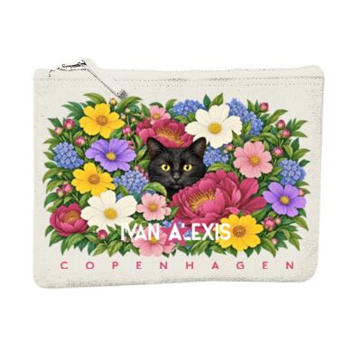 cat with flowers 530 Thumbnail